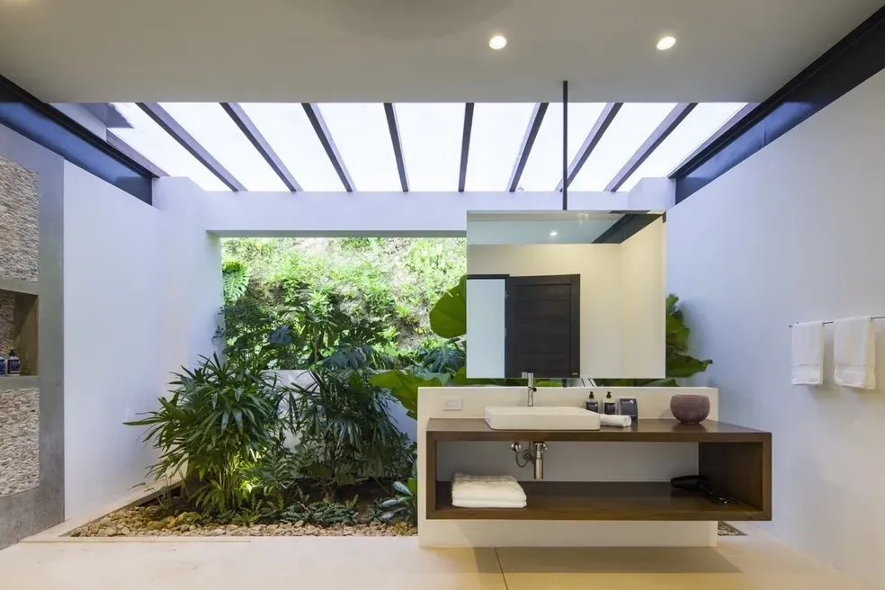 Bathroom rsw_984h_656-43.webp