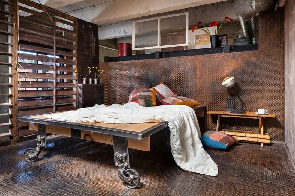 Bedroom rsw_984h_656-4-3.webp