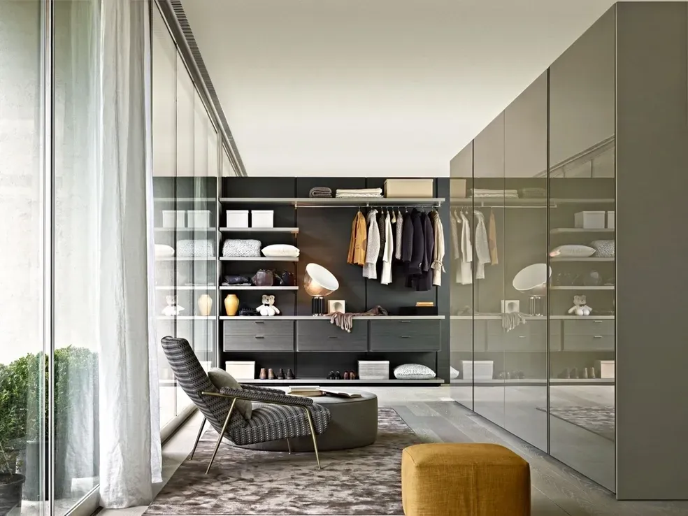 Closet rsw_984h_738-28.webp