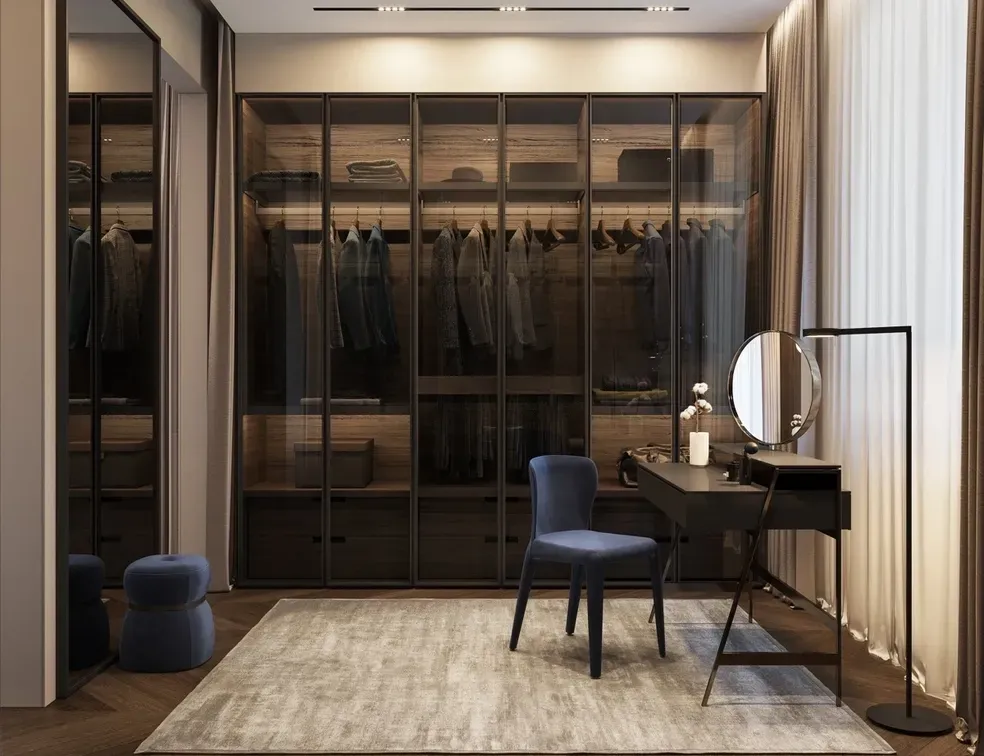 Closet rsw_984h_756.webp