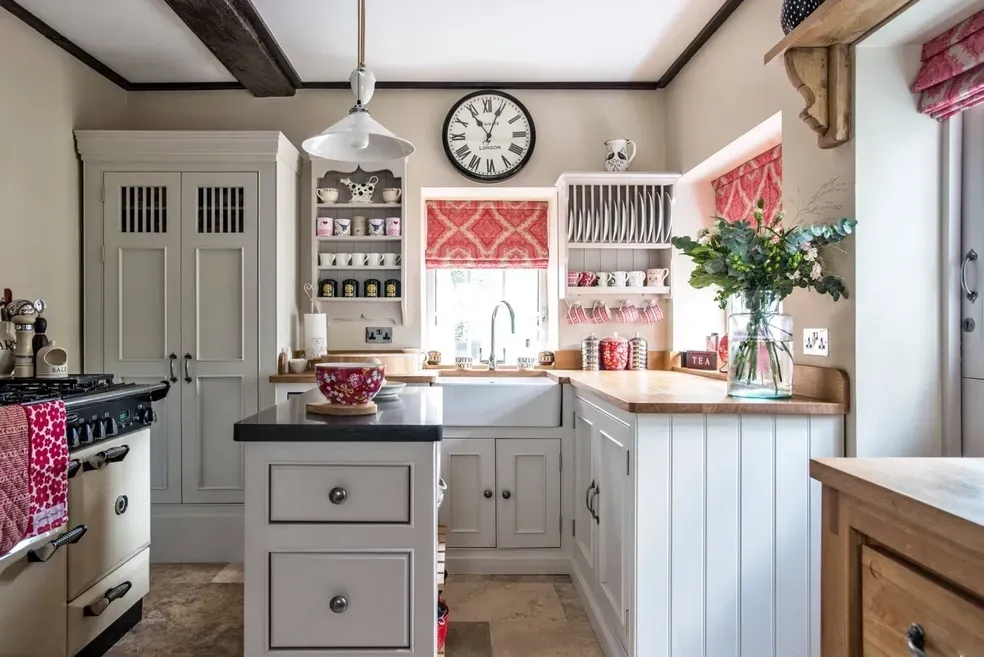 Kitchens rsw_984h_657-5.webp