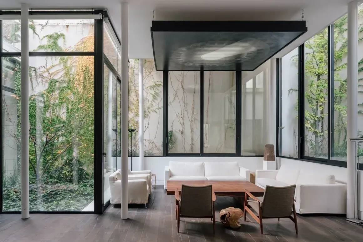 Living space rsw_1160h_774-3.webp